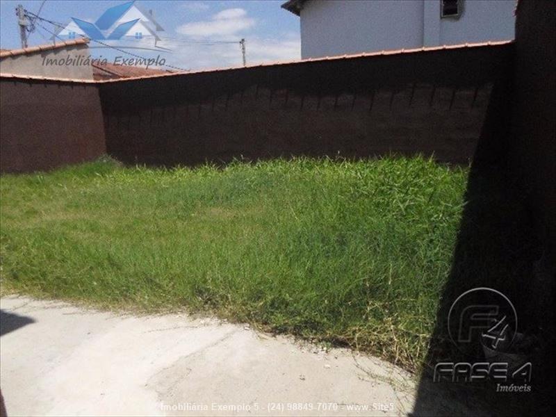 Casa a Venda no Mirante de Serra em Resende