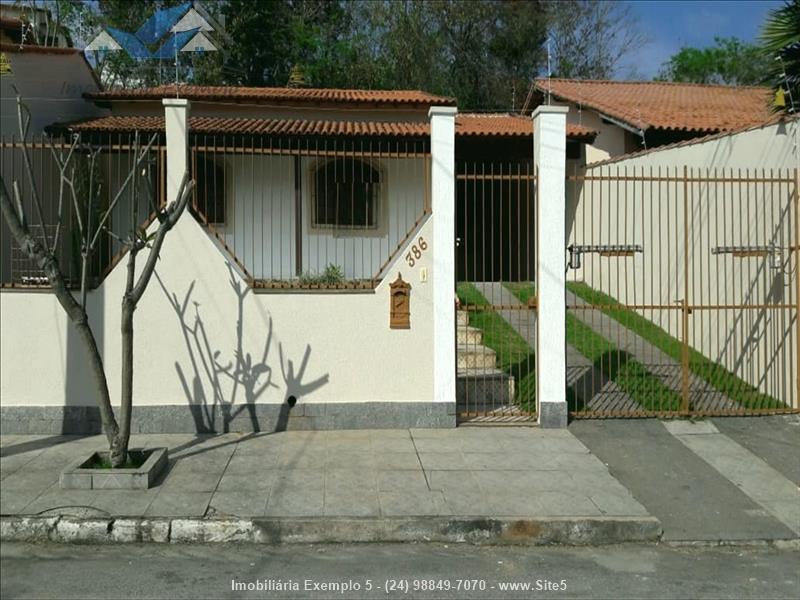 Casa a Venda no Morada da Colina I II III em Resende