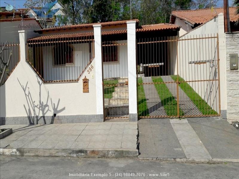 Casa a Venda no Morada da Colina I II III em Resende