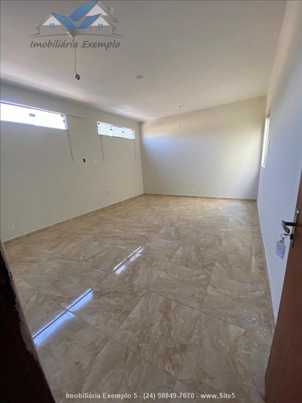 Sala comercial para Alugar no Vila Julieta em Resende